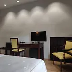 Hotel Snö
