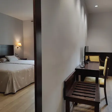 Snoe Hotel