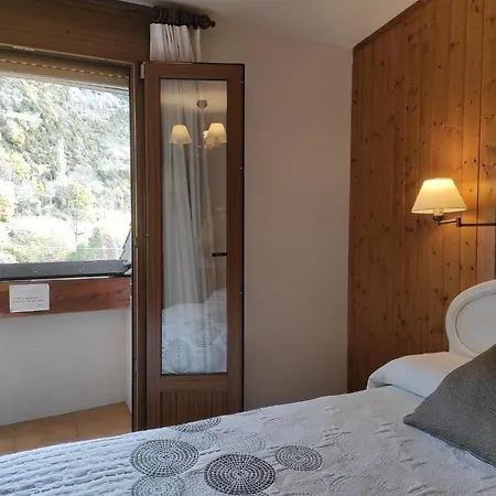 Hotel Snoe 3*
