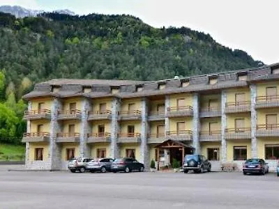 Snoe Hotel 3*
